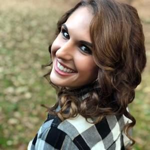 Meet your Posher, Lauren